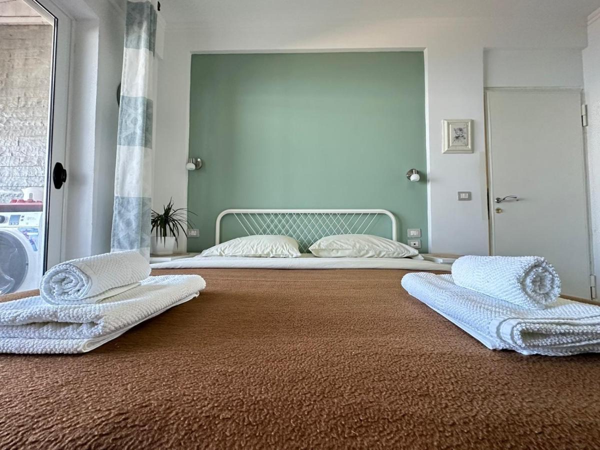 Home Aquamarine & Residence Vlorë Extérieur photo